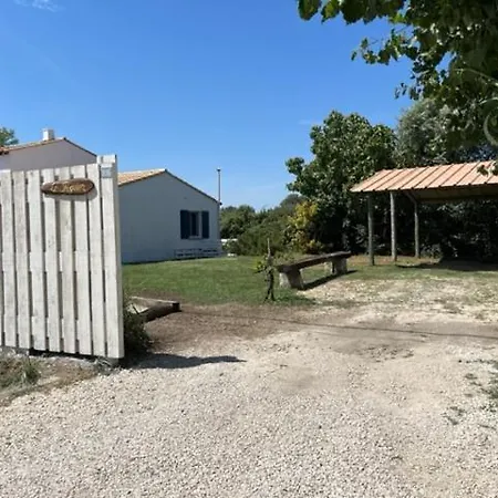 Hébergement de vacances Les Mazets Du Paty Albaron